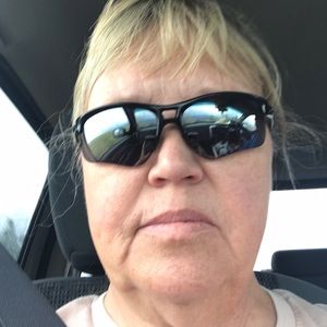 Meet your Posher, Carol